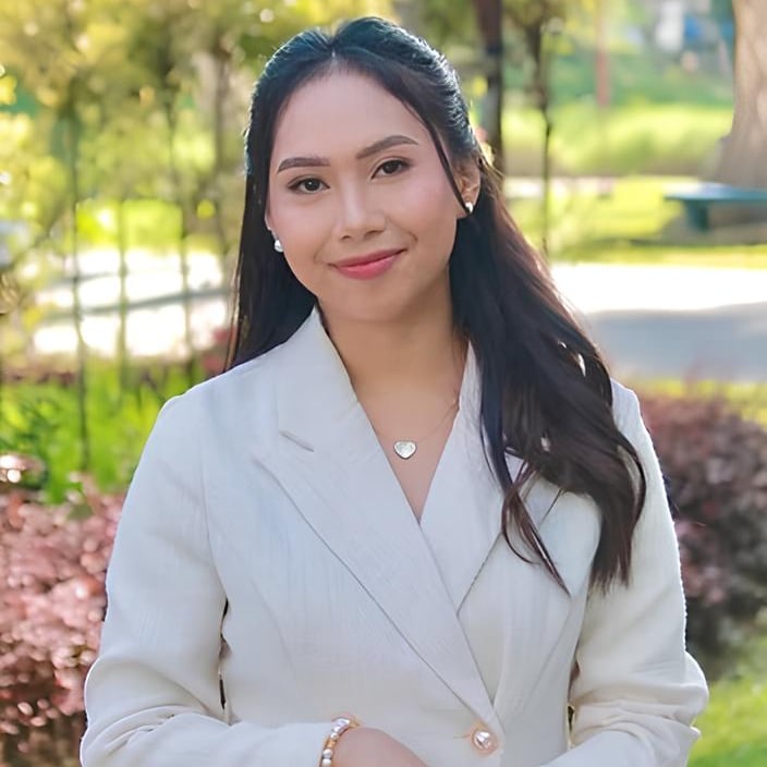Realyn Martizano Boston, MA Real Estate Agent Headshot