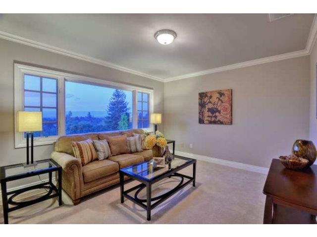  15806 HIDDEN HILL Rd