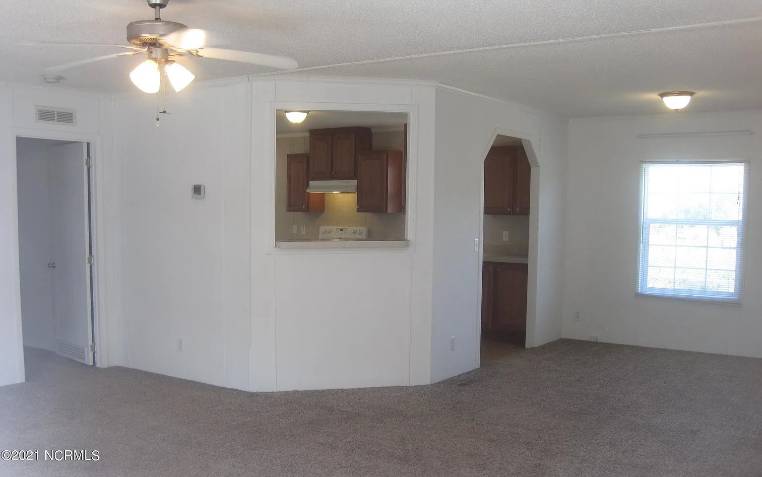 120 Sweetwater Dr