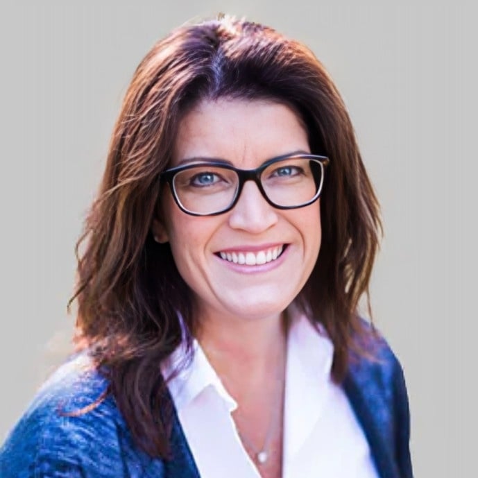 Carolyn Knauer Sherrills Ford, NC Real Estate Agent Headshot