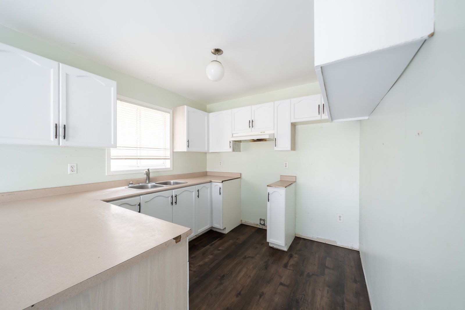 51 Leggott Avenue