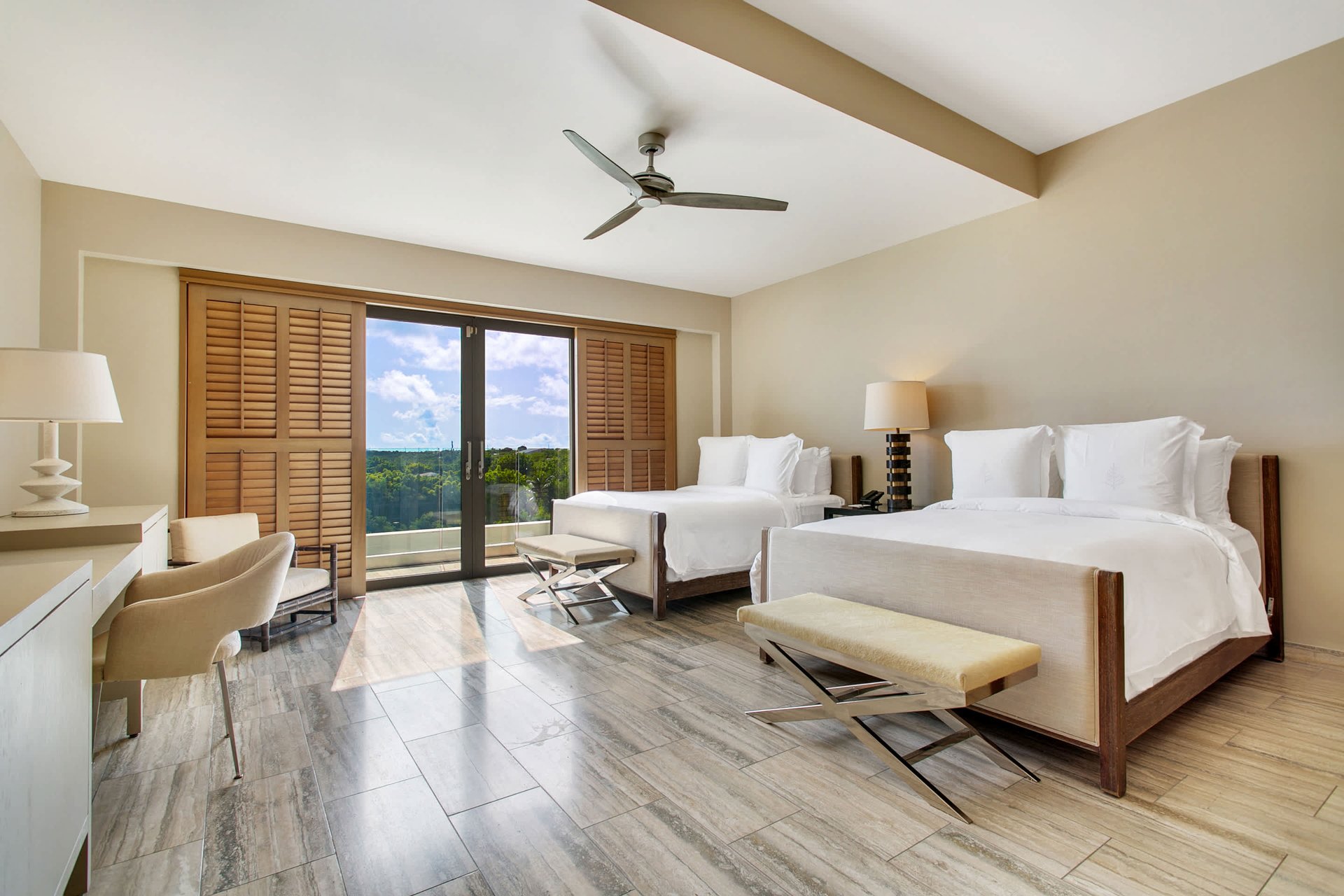 Four Seasons - Penthouse 450
