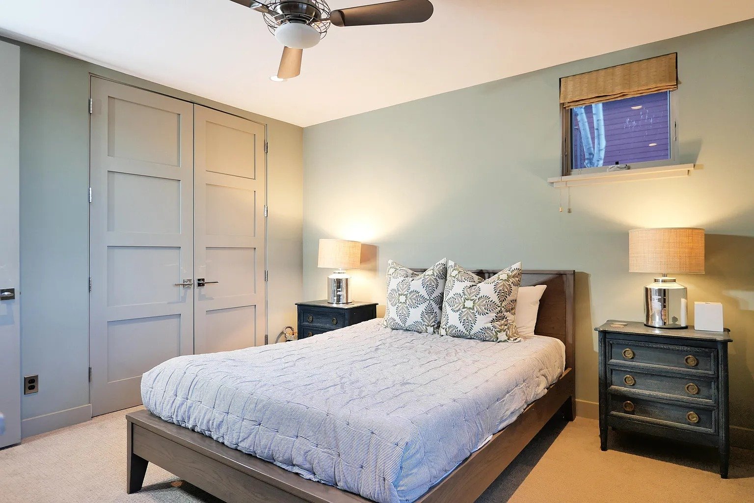 240 Mahoney Dr #2