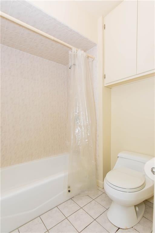 8 Barton Lane, Middletown RI, 02842