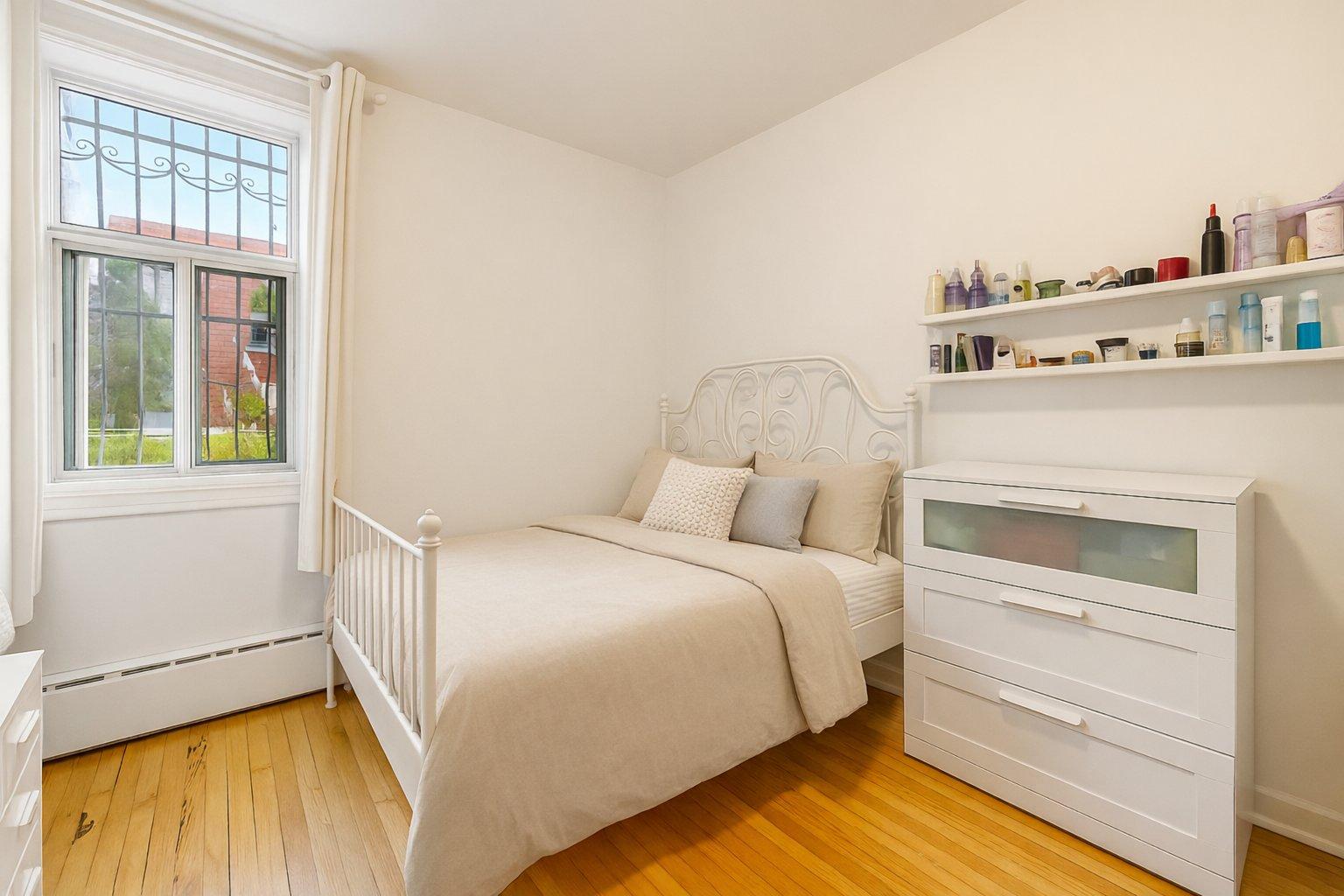 Outremont | Classic triplex in a sought-after area