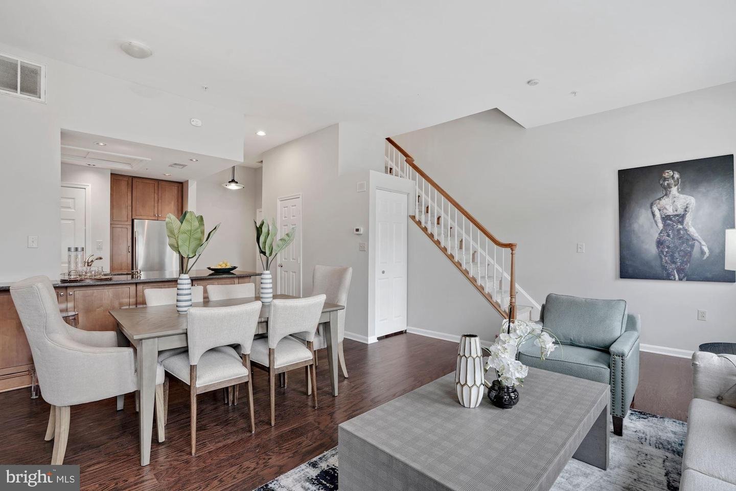 2407 20Th St NW Unit #1096, Washington, DC 20009