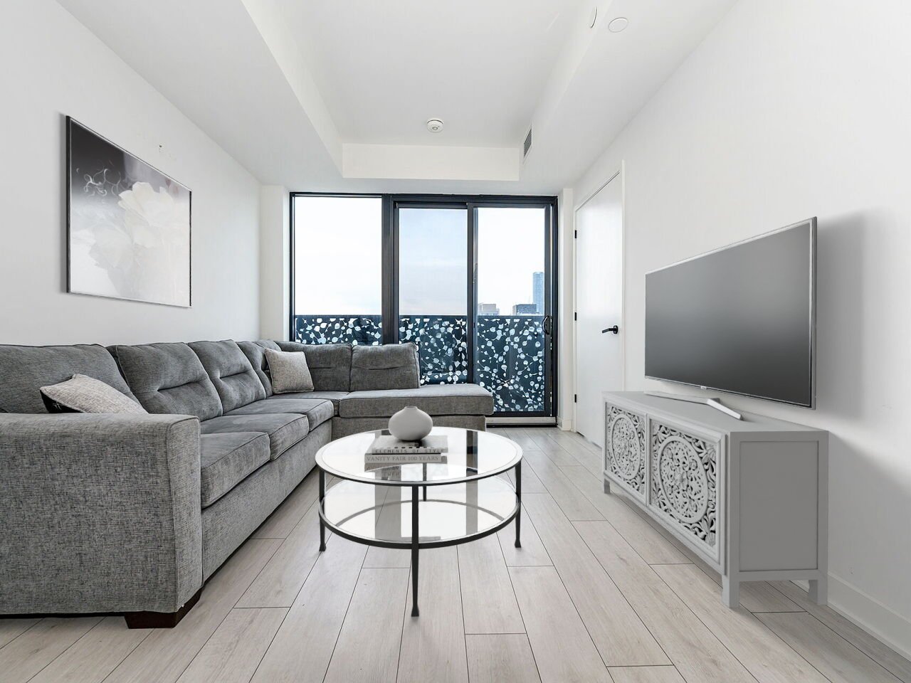 55 Charles St E Unit: 2604