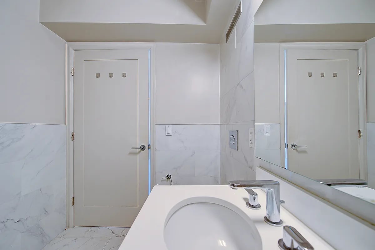 107-40 Queens Boulevard Unit: 5H