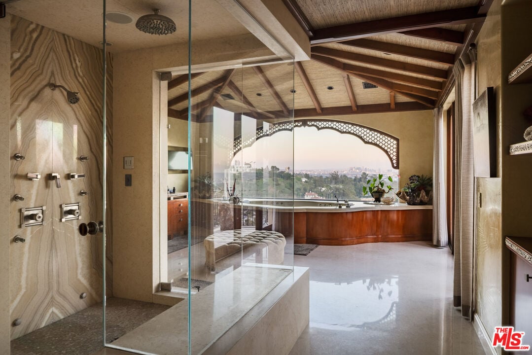 Monarch Heights, Westwanda Dr, 90210