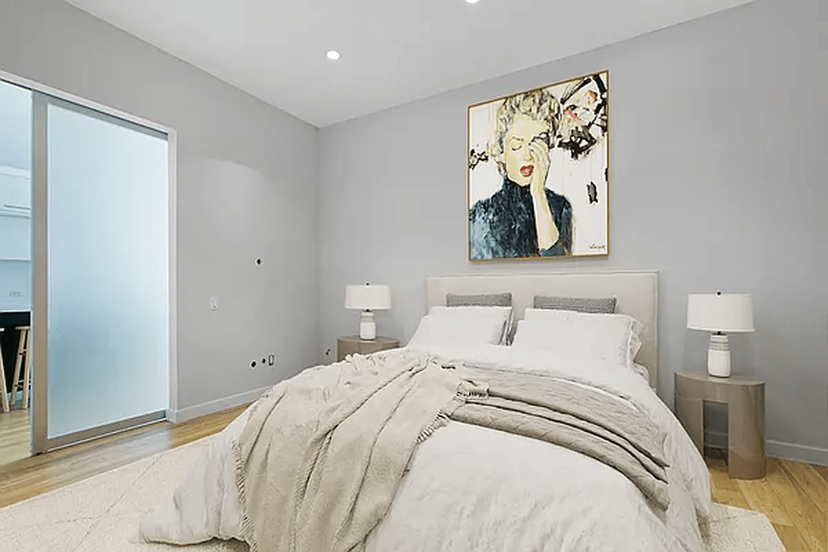 27-28 Thomson Avenue #332