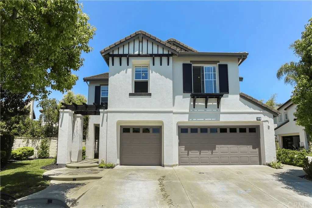 53 Southern Hills Dr