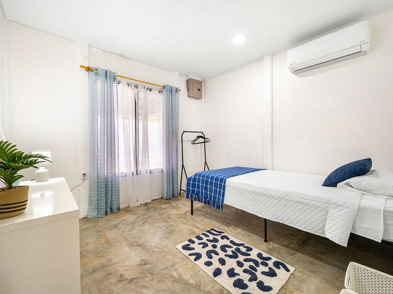 Charming 3 bed Home in a Peaceful Neighborhood