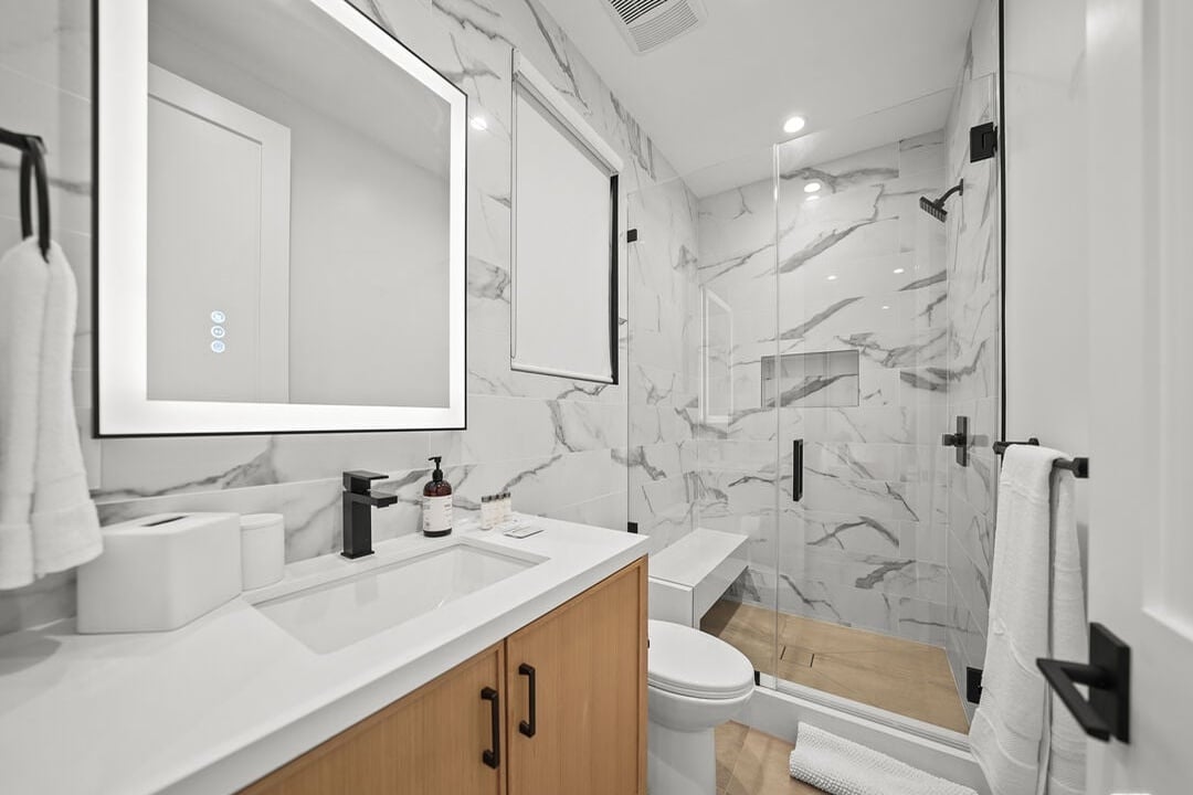 Fairmont Reserve, S Bundy Dr, 90049