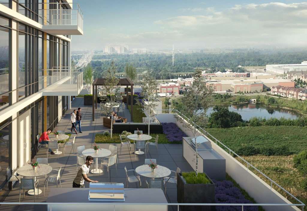 393 Dundas Street West