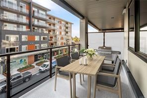 307-2461 Sidney Ave