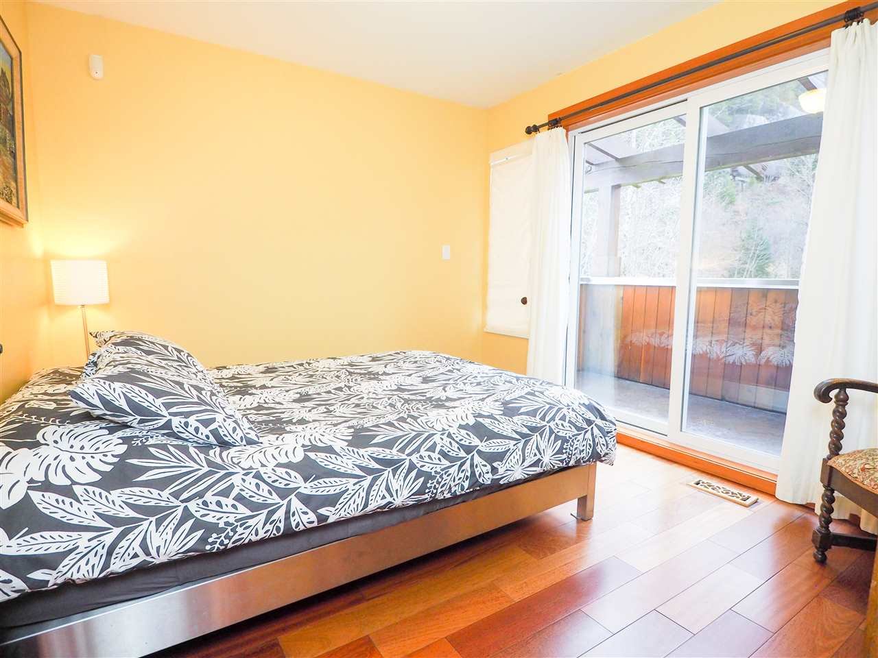 1005 Panorama Pl