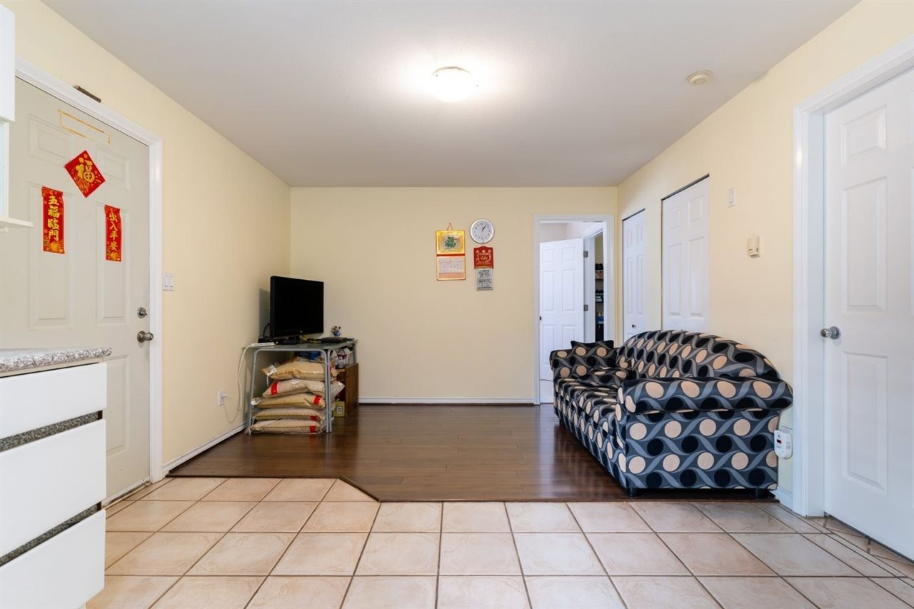 2821 Victoria Dr