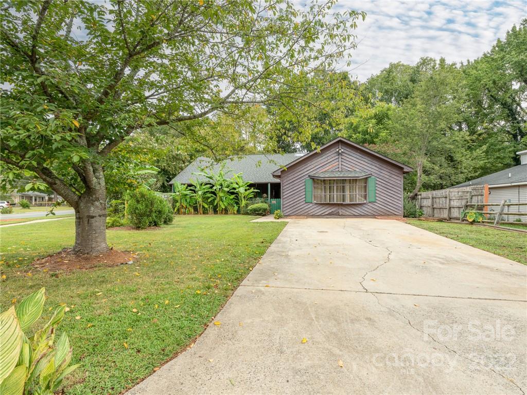 4601 Butterwick Ln