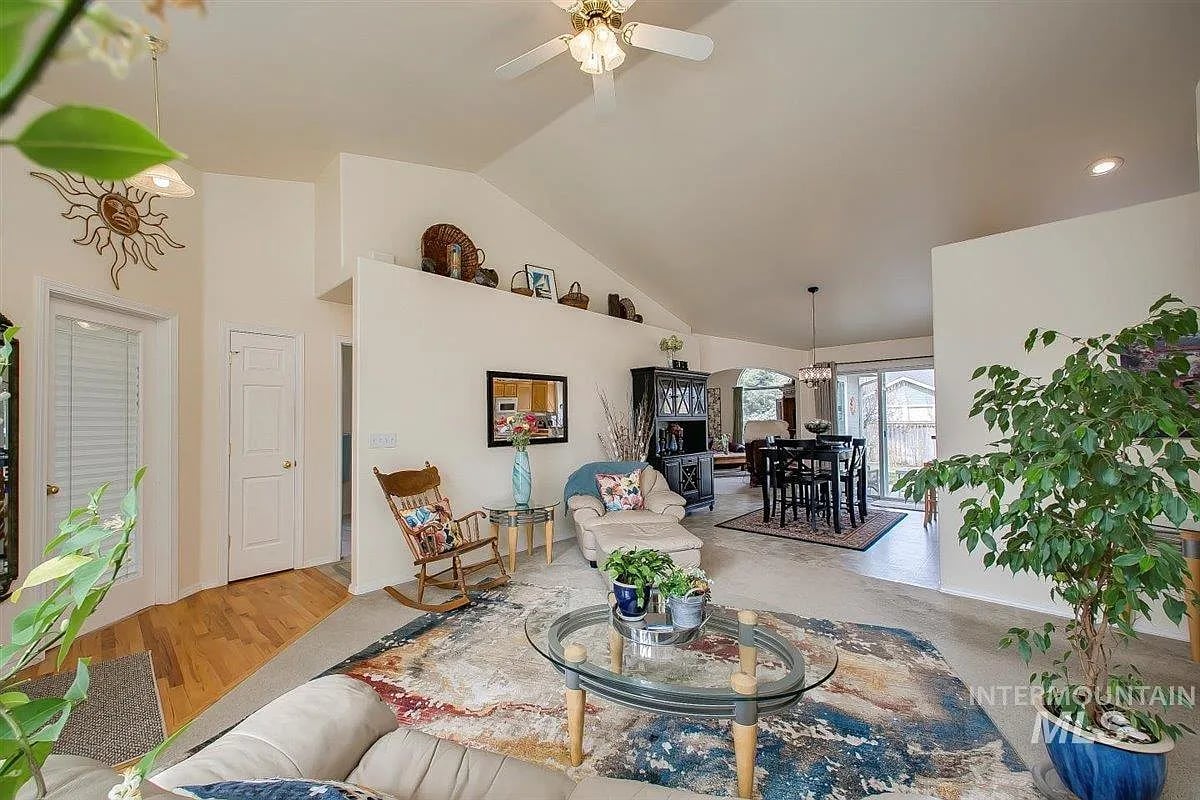 16928 N Denemere Loop