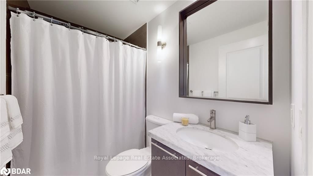 PH IN NORTH YORK'S MOST DESIRABLE NEIGHBOURHOODS