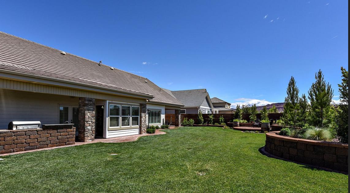 349 W Granite Dr