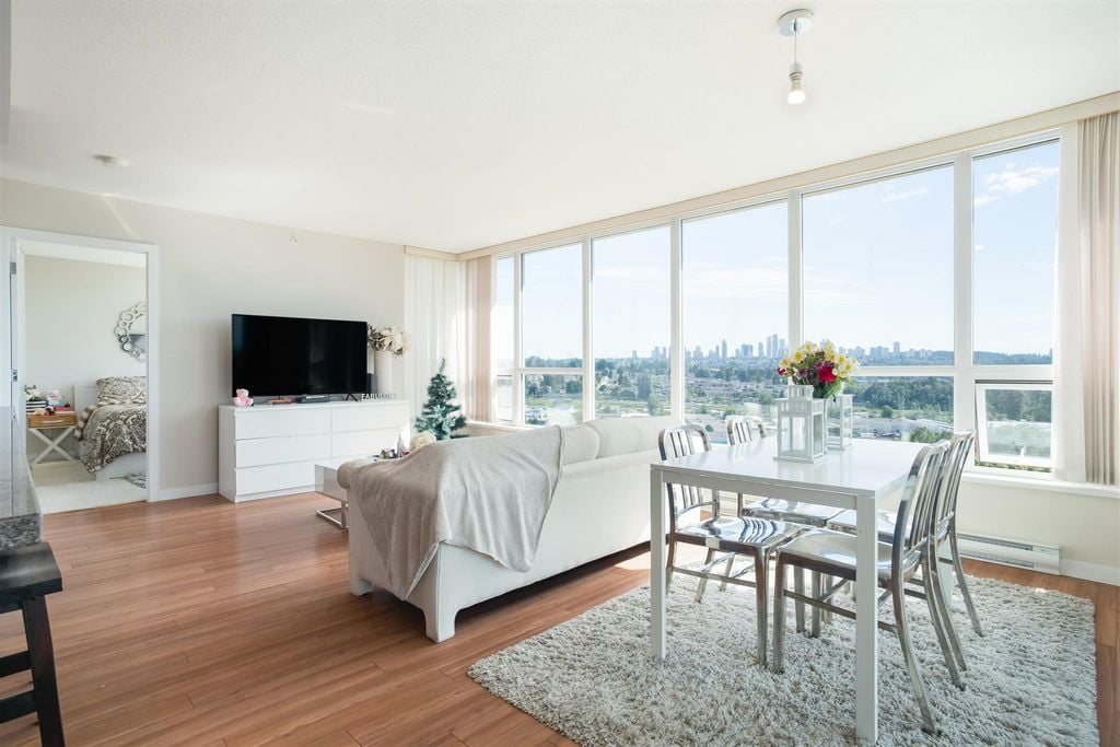 2200 Douglas Rd, #1404