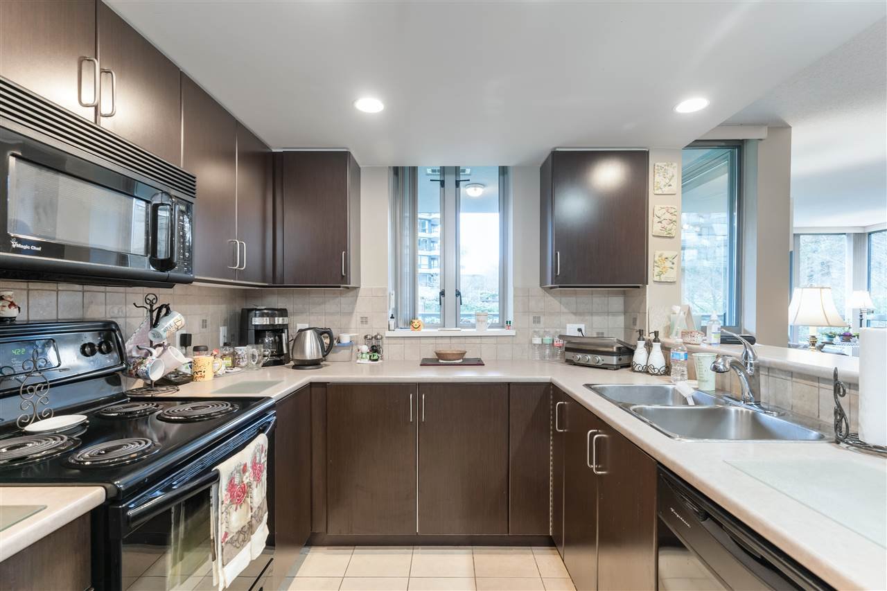 295 Guildford Wy, #201