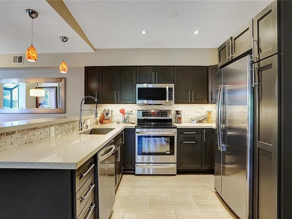 Just Listed: 2757 S Oakland Park Dr Unit 204 Oakland Park FL 33309