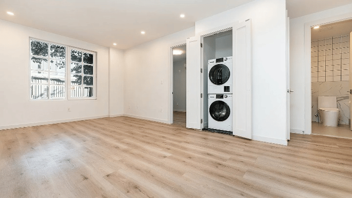 251 Front Street #3K