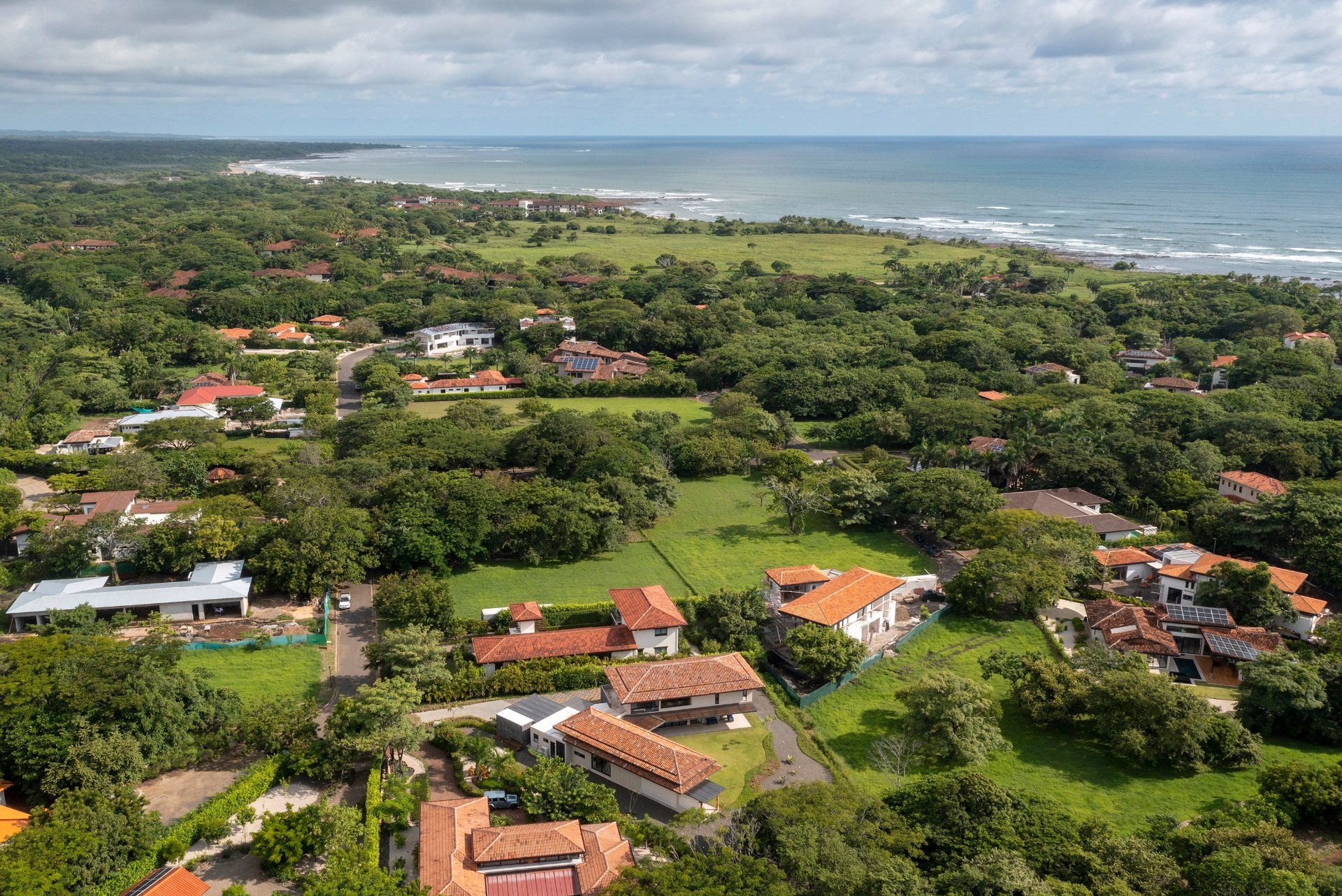 Casa Roacamar:  A Modern Coastal Sanctuary Steps from Playa Bonita