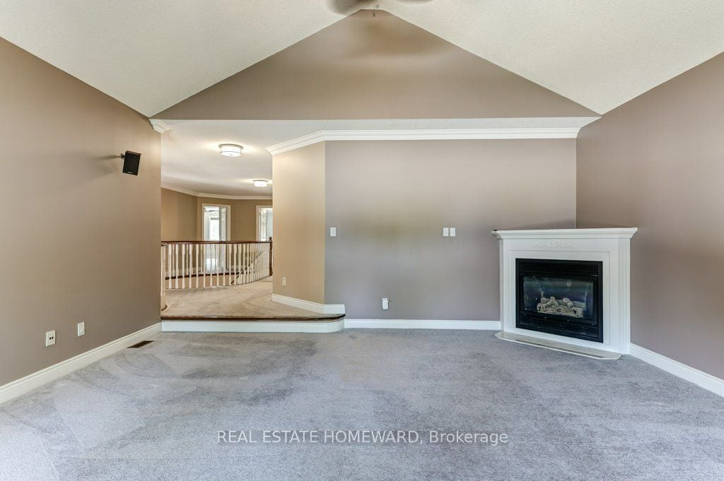 807 Primrose Crt