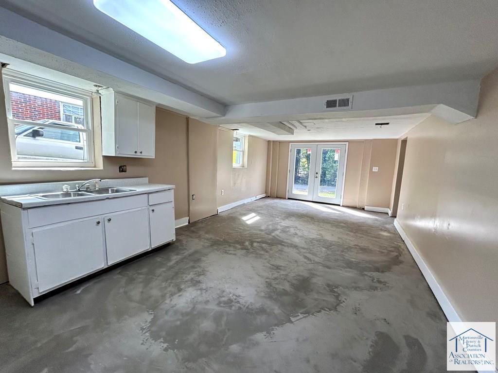 26 Halifax Dr