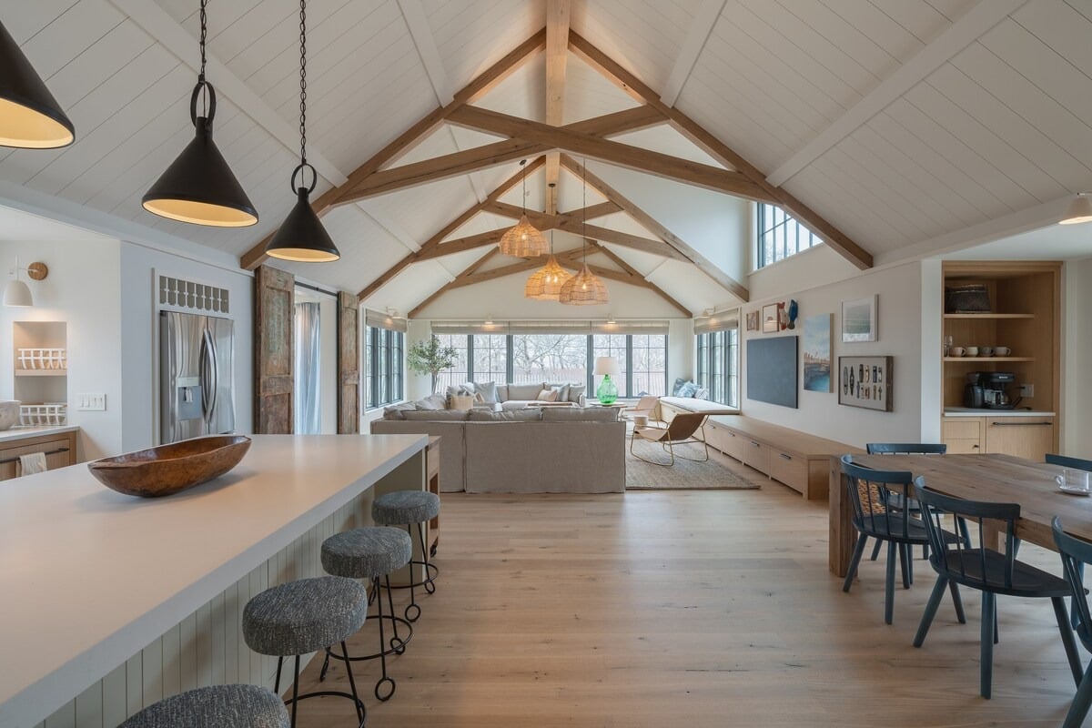 New Waterfront Estate With Pool + Guest House