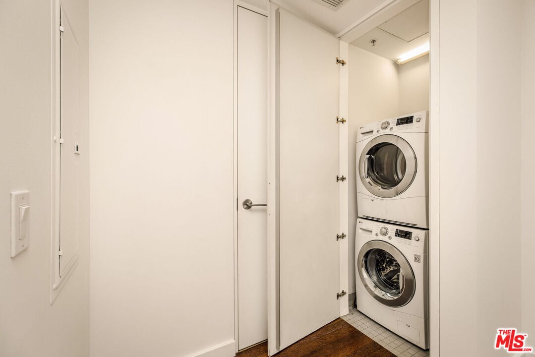6250 Hollywood Blvd, #10J