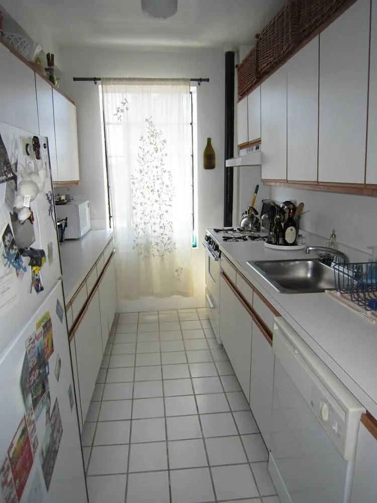 1 Christopher St APT 10B