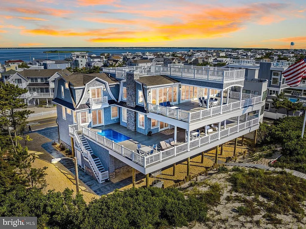 6715 Ocean Boulevard