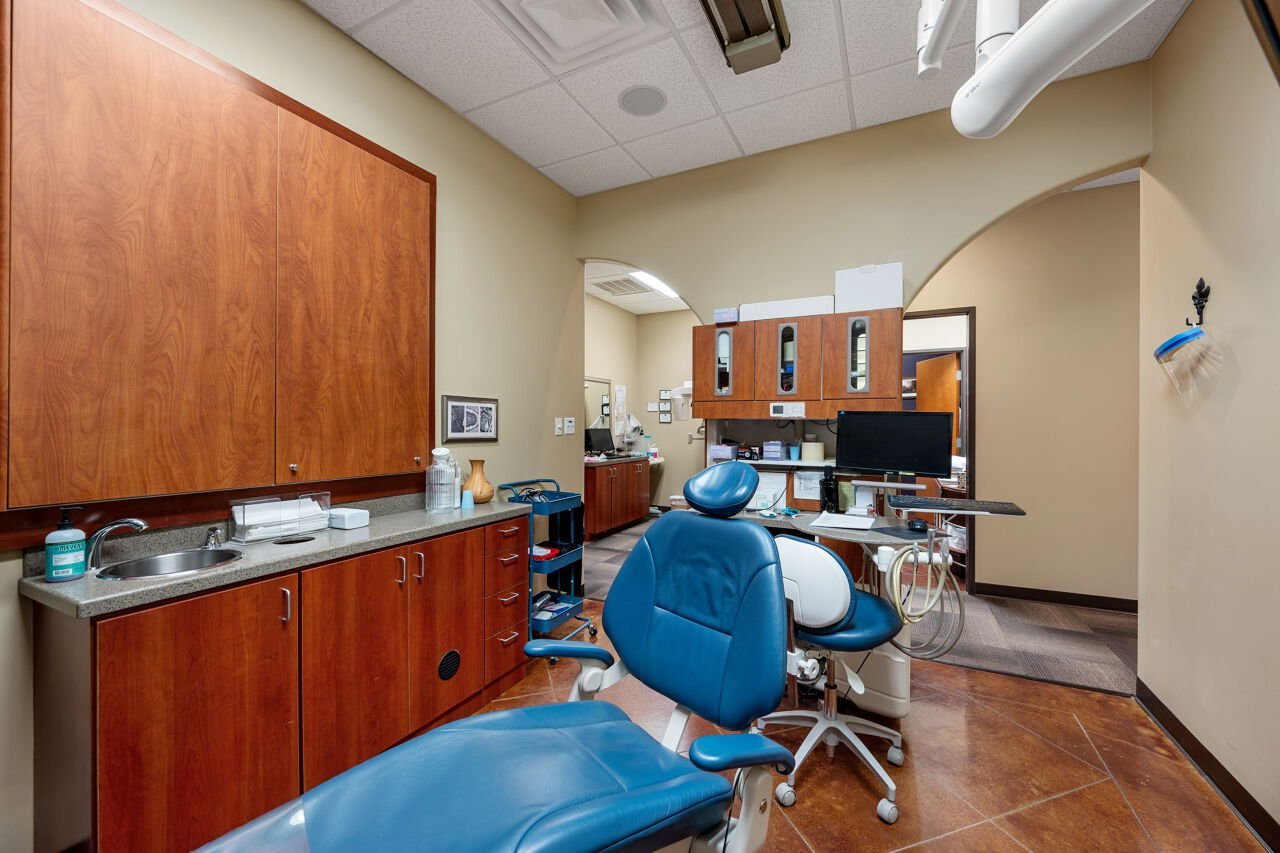 7215 Wyoming Springs Drive #800 (Second Gen Dental)