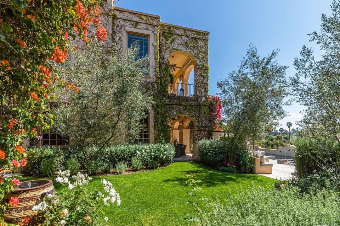 Villa Aurora