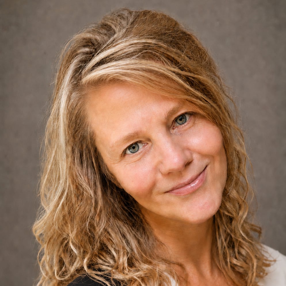 Zlata Champion Chapel Hill, NC Real Estate Agent Headshot
