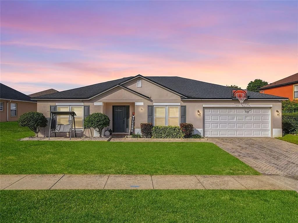 820 Burland Cir