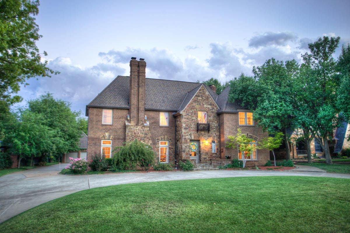 Nichols Hills: Oklahoma City’s Most Enduring Luxury Real Estate Neighborhood - Wyatt Poindexter - The Agency OKC