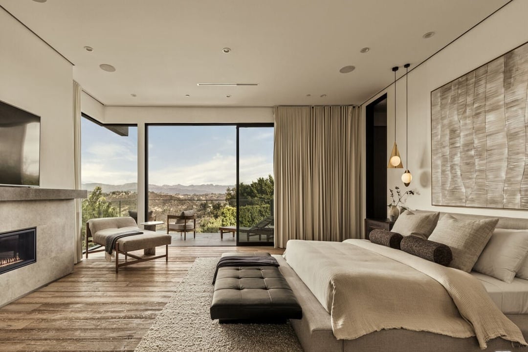 Aria Vista, Stradella Rd, 90077