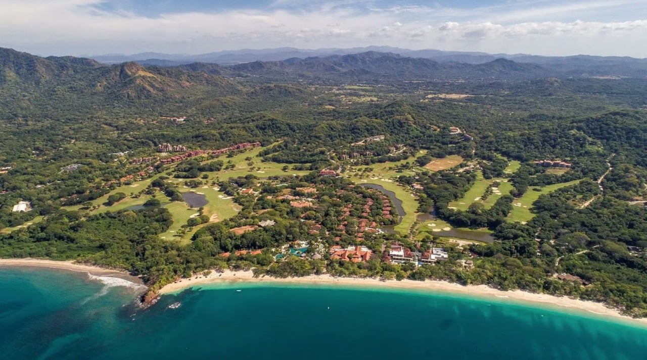 Bougainvillea 8317 | Luxury Oceanview Penthouse on the Championship Golf Course – Reserva Conchal