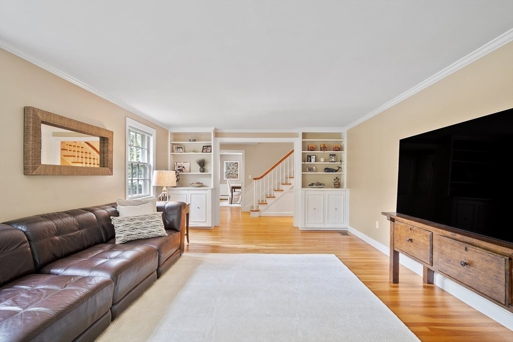 83 Walnut St