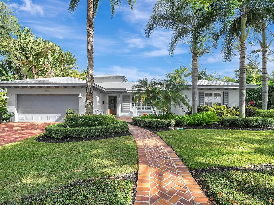 1115 NW 6th Avenue