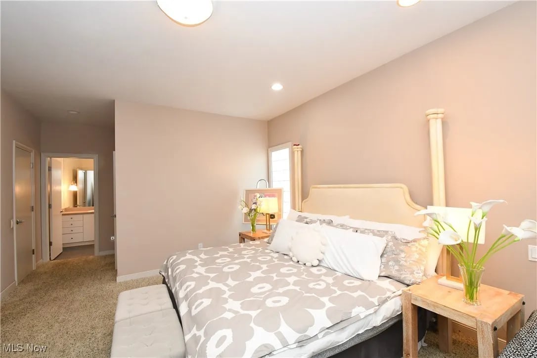 381 W Glengary Cir