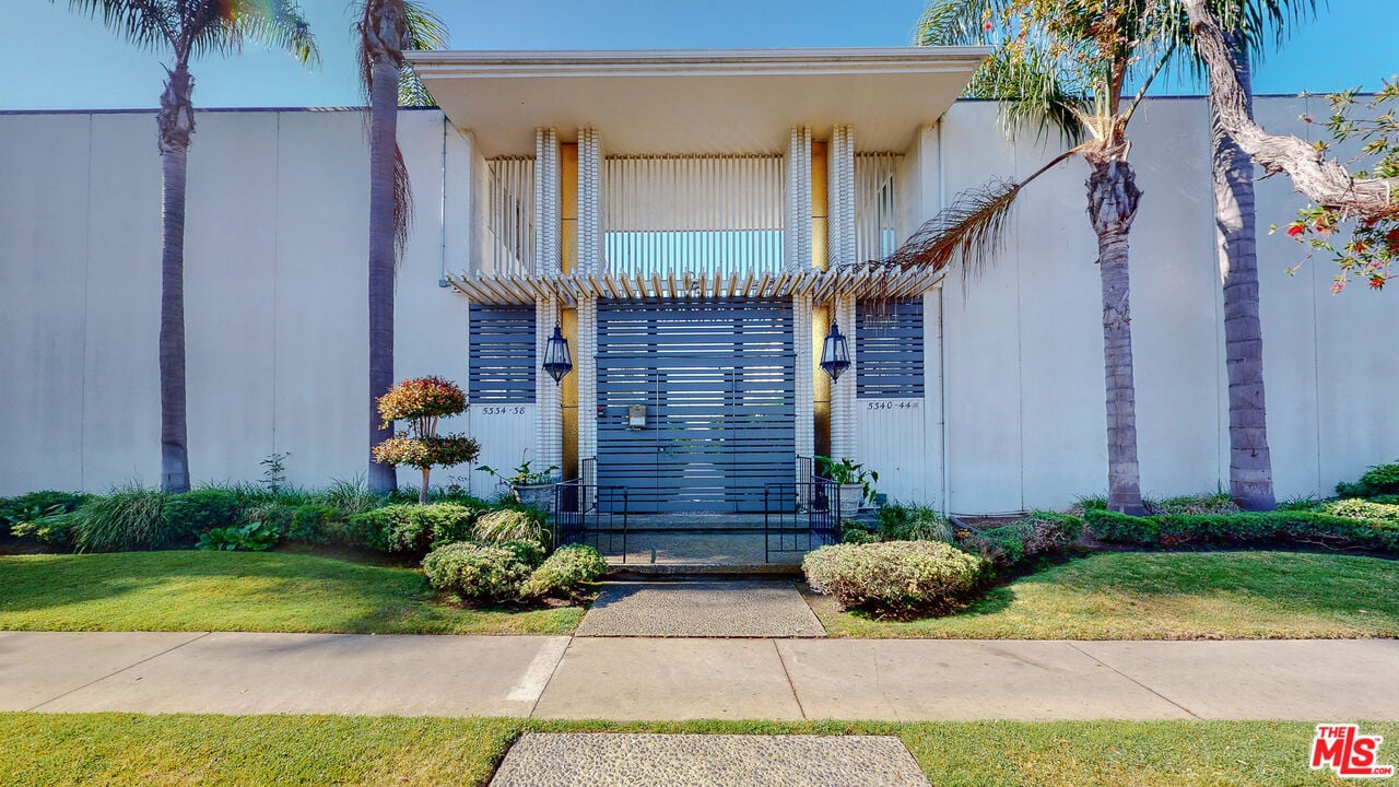 5334 Fairview Blvd Unit 1/2