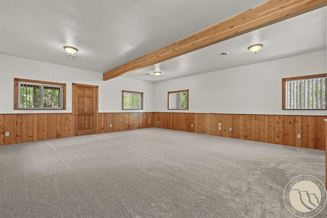105 Schreiner Rd