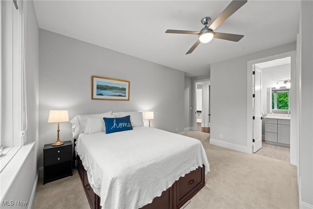 300 Woodridge Ln