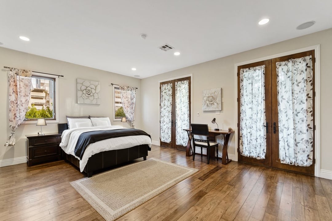 Valley Opulent